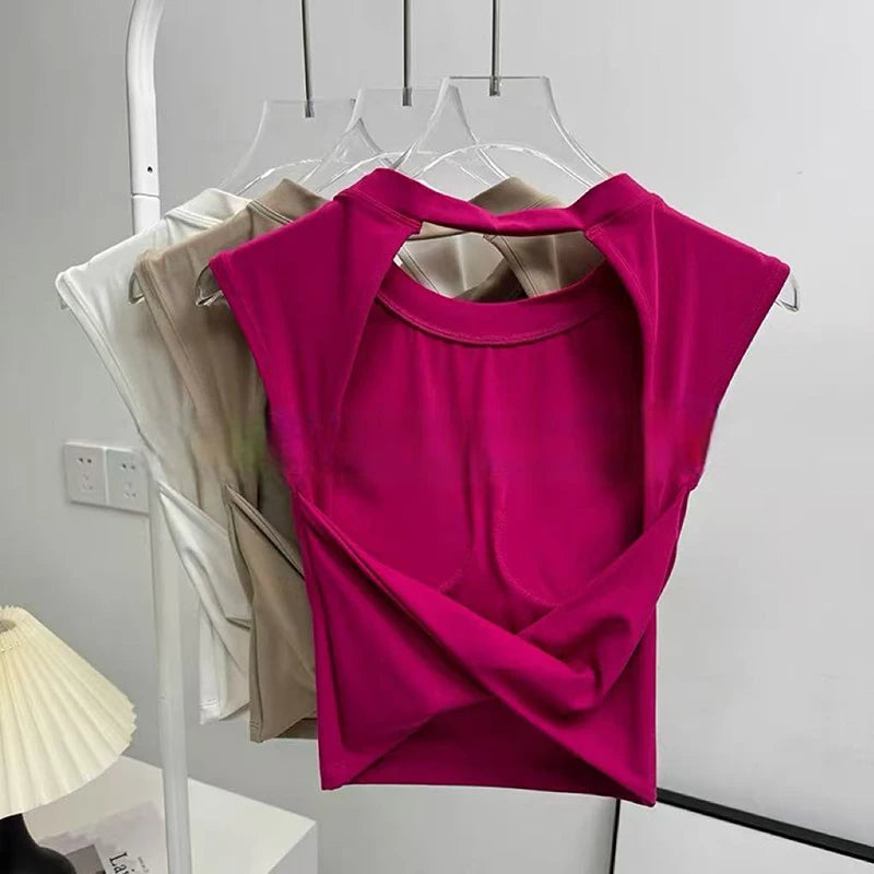 Short Backless Fixed Chest