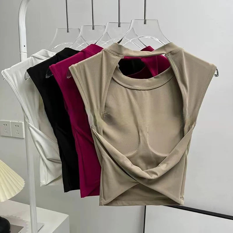 Short Backless Fixed Chest